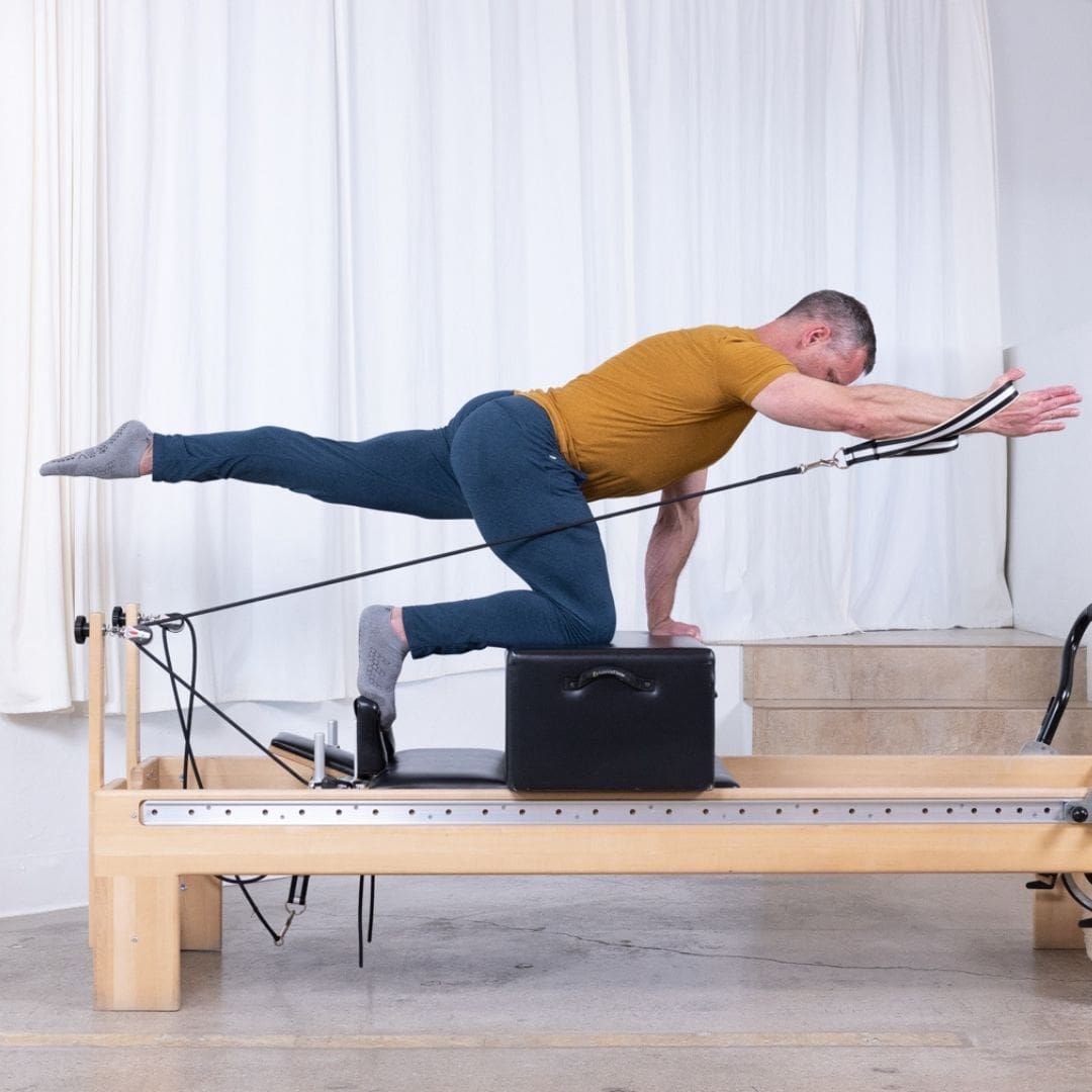 ELEMENTS_Sean_Bergara_Collection_03 Full-body Pilates sequence with Sean Bergara using multiple ELEMENTS straps and accessories